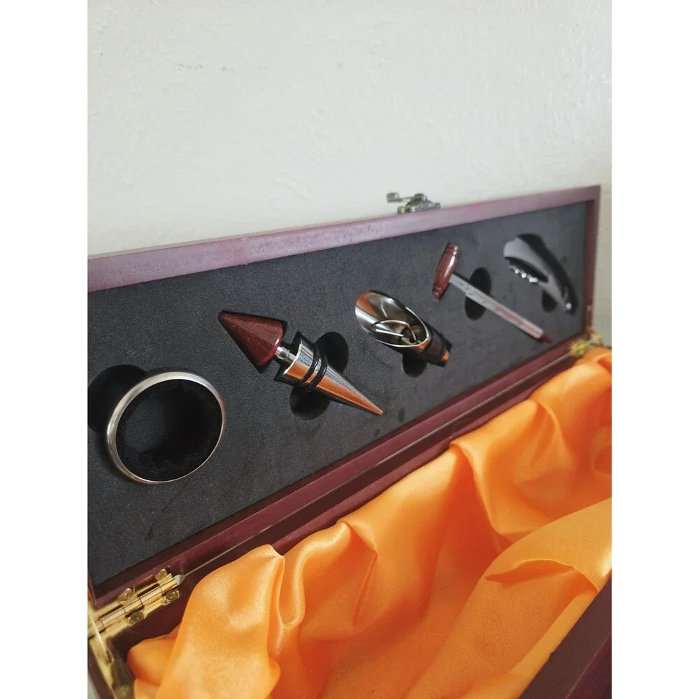 Luxury Wooden Wine Accessory Gift Box - 6 Piece Sommelier Set